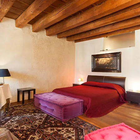 Truly * Βερόνα