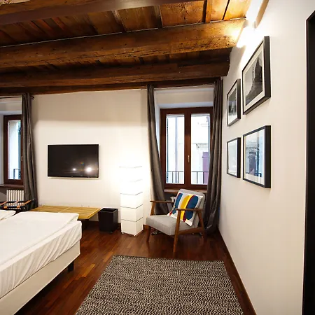 Truly * Βερόνα