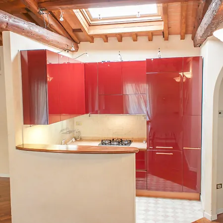 Kατοικία Truly